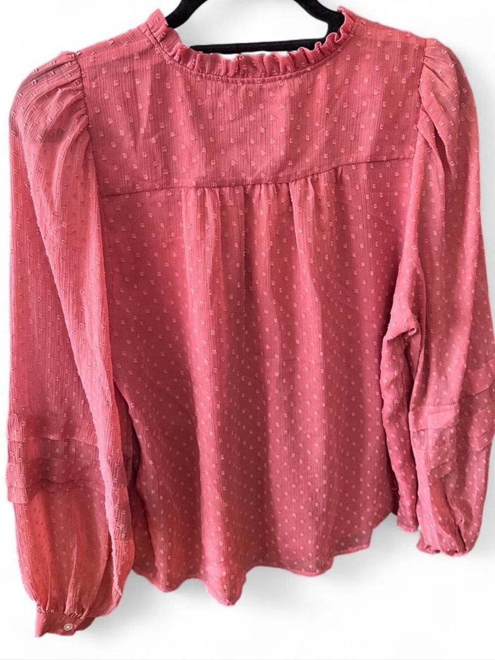 LOFT Pink Ruffle Textured Blouse - Size M - Picture 4 of 4